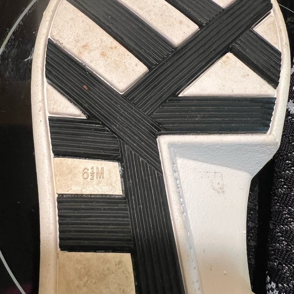 Kendall + Kylie shoes - Picture 5 of 7